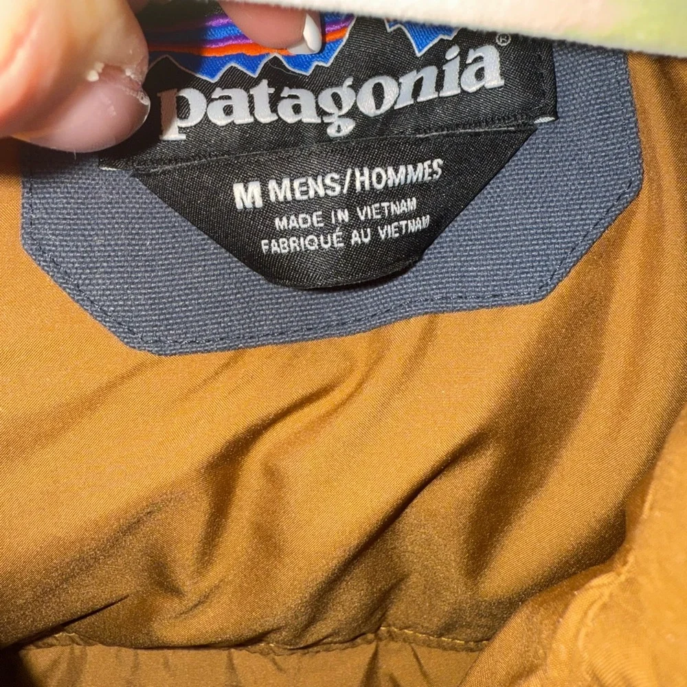 Patagonia Kids' Navy and Tan Puffer Vest - Picture 3 of 3